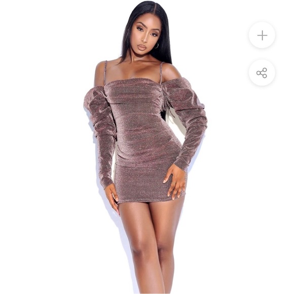 Miss Circle Rose Gold Metallic Puff Sleeve Dress NWT Small - Picture 1 of 4